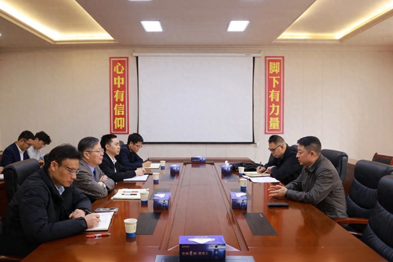 县长张传皓调研企业，如何以生态思维重构酒业价值链？  第1张