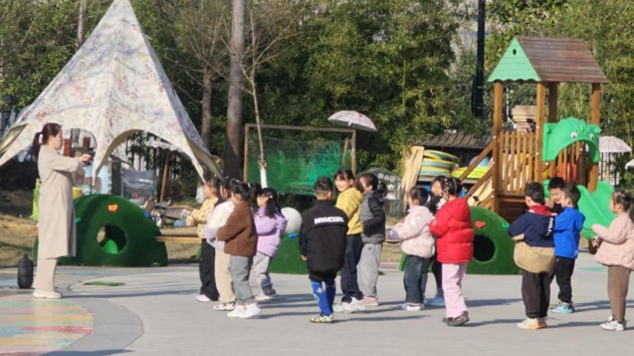 小小交通卫士如何养成？杭州市东新实验幼托园这样教孩子安全出行