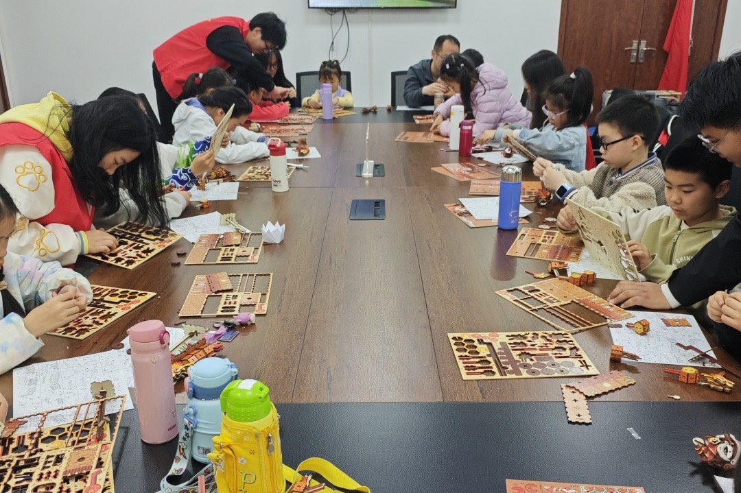 2025年童年港首场活动震撼来袭！孩子们如何变身舞龙小达人？  第2张