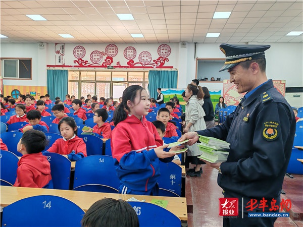版权保护从娃娃抓起！城阳区这场绿书签进校园活动为何让300名师生集体点赞？  第2张