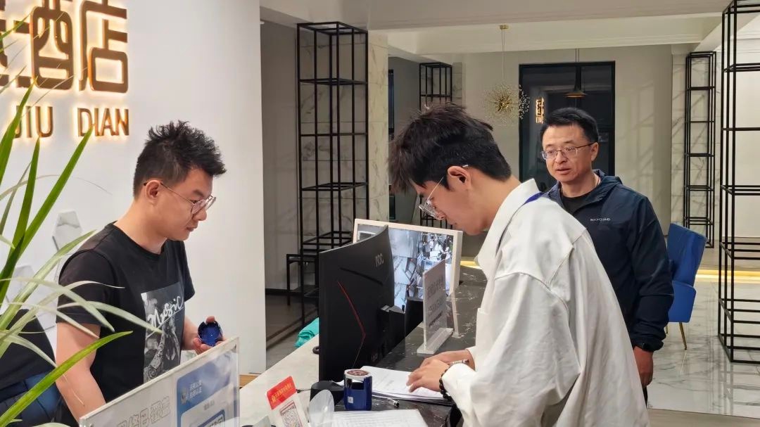 下关街道创新服务模式，民宿信用公示系统如何助力旅游业腾飞？  第2张