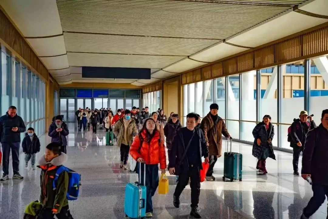 池黄高铁开通一周年，运送旅客超300万！皖南旅游迎来新机遇？  第3张