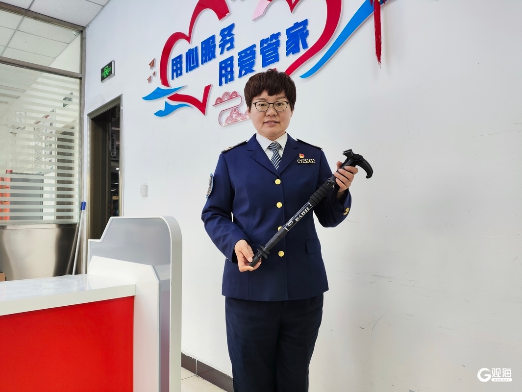 青岛公交推出春季登山主题车厢，配备登山杖和路线图！你准备好开启浮山浪漫之旅了吗？  第4张