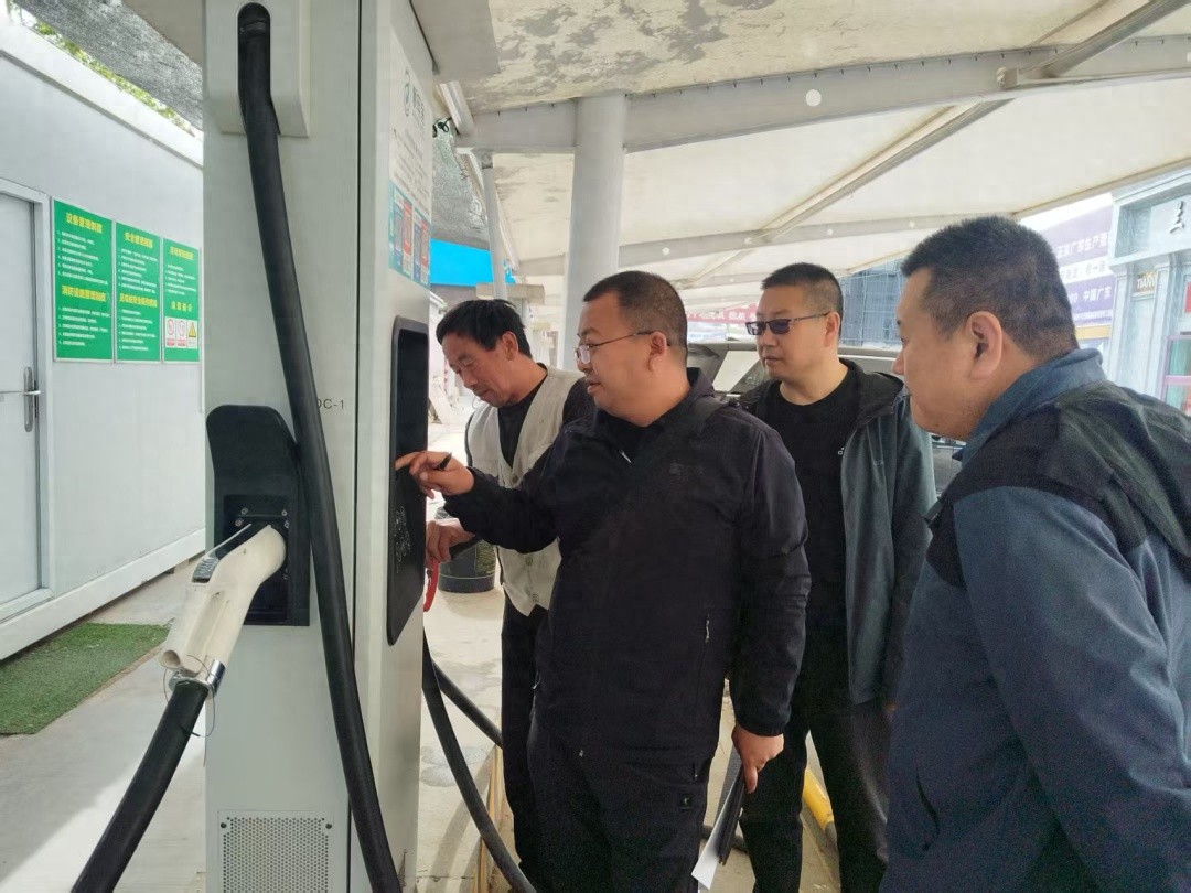新能源充电桩安全监管成重中之重！你的爱车充电安全吗？