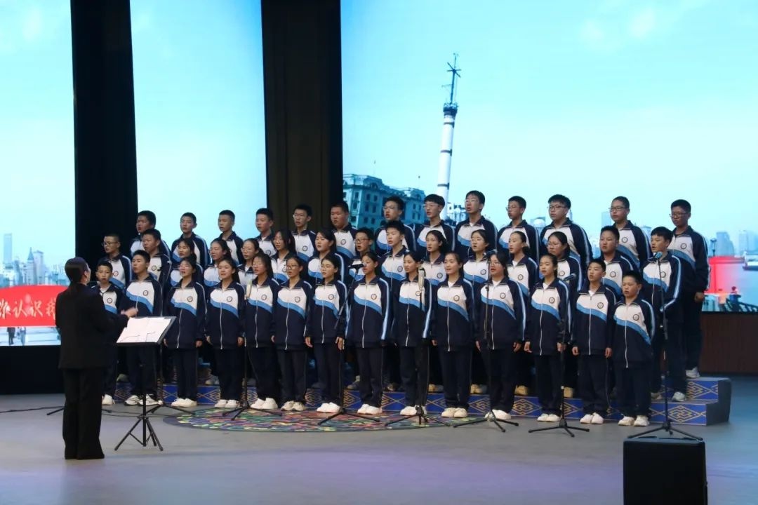 震撼心灵！镶黄旗师生同台献唱，北疆文化如何唱响思政大课堂？  第2张