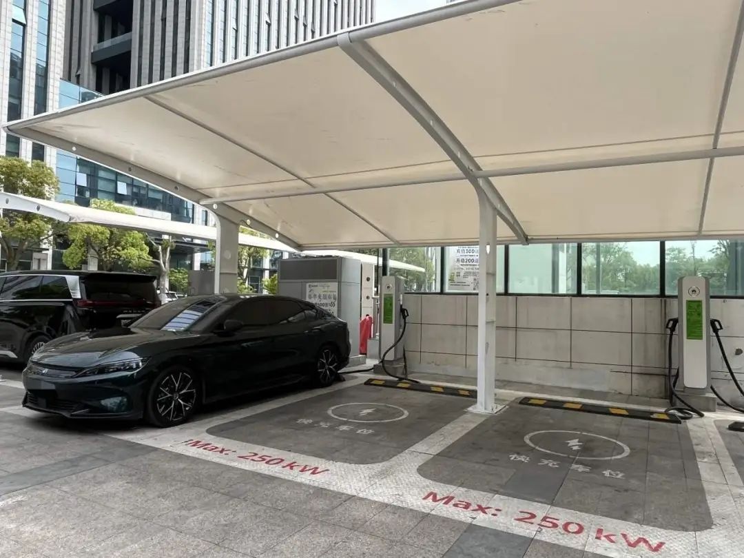 嘉兴新建1700个充电桩！农村1150个！你的电动车充电难题解决了吗？  第3张