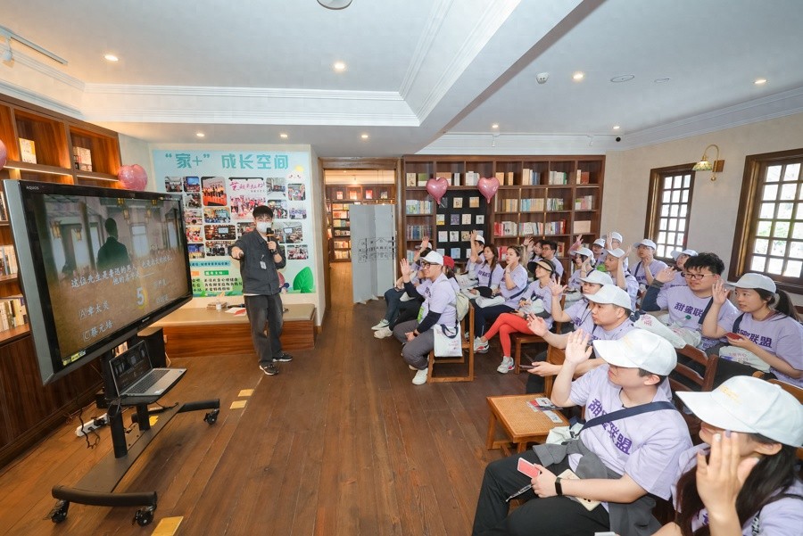 30名单身青年与15对情侣同骑5公里，这场穿越时空的浪漫对话你参与了吗？