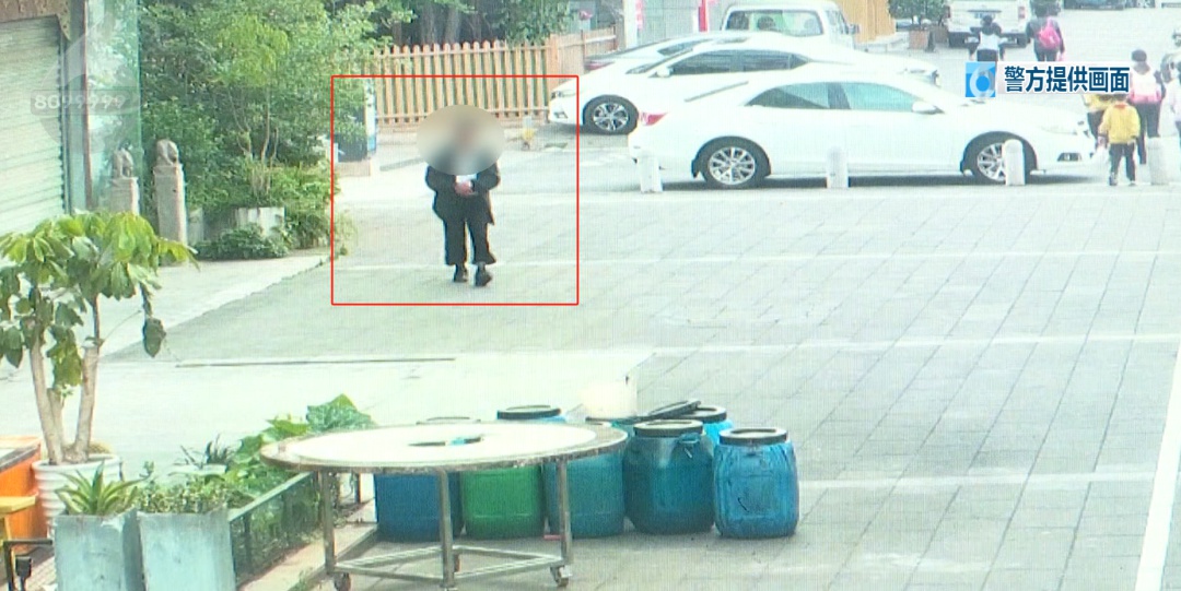 内衣大白天被盗！昆明这起盗窃案究竟咋回事？  第2张