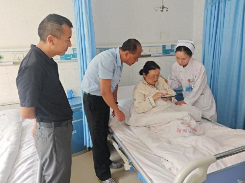 十分钟搞定新生儿多项证明！这便捷服务你体验过吗？