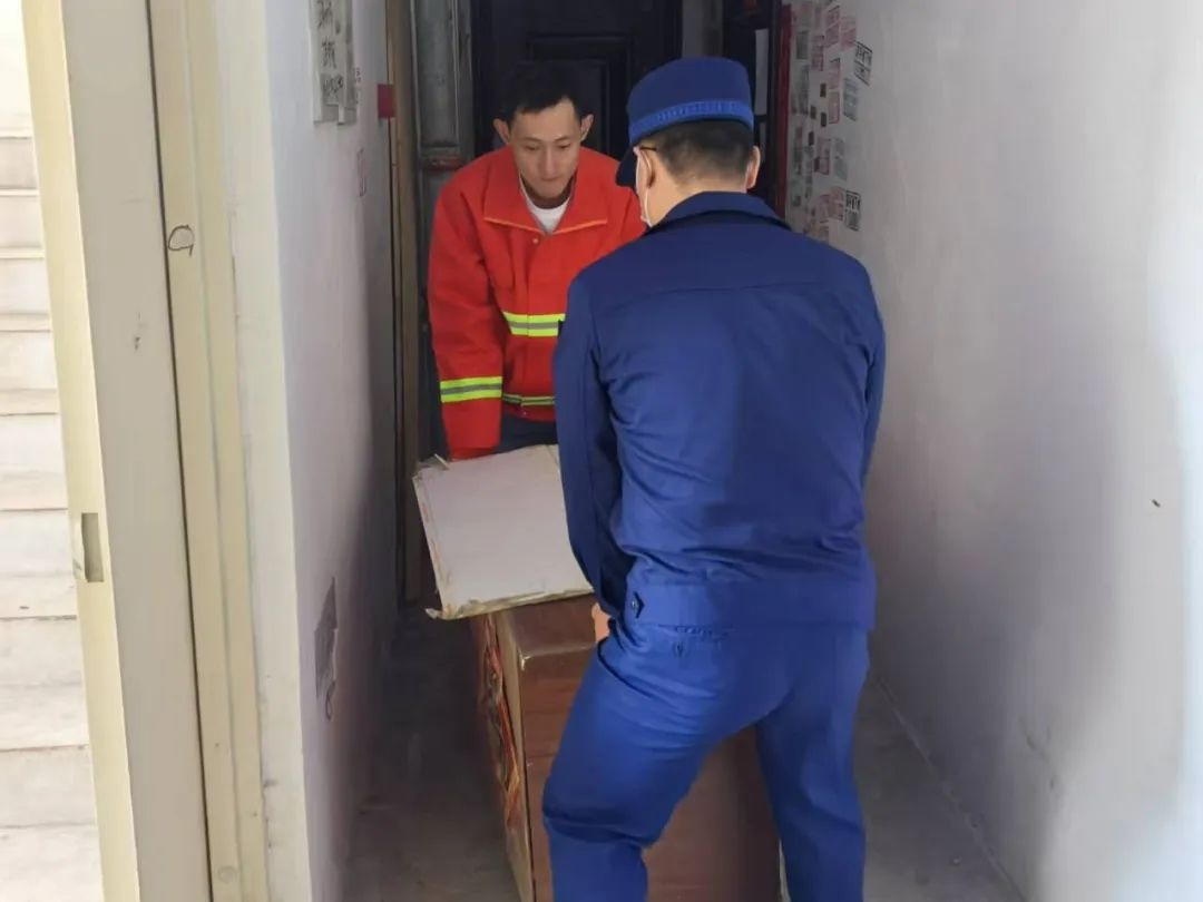 新兴街道多部门联合整治保障房小区？消防安全隐患这下稳了  第2张