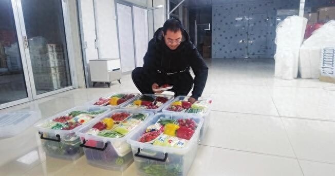 凌晨3点的蔬菜仓库，成国威为何如此拼命？10年坚守背后的故事让人动容