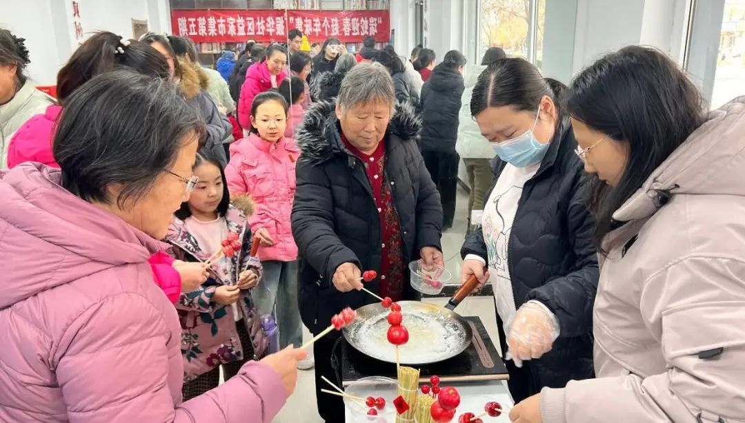 武城县新时代文明实践活动超精彩！剪窗花、赠春联，浓浓年味暖民心？  第2张
