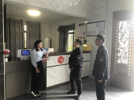 春节将至！江洪市场监管所全面大检查，能否让群众过个安全放心年？  第3张