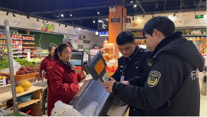 赫山专项检查大揭秘：白鹿寺周边门店安全如何保障？  第3张