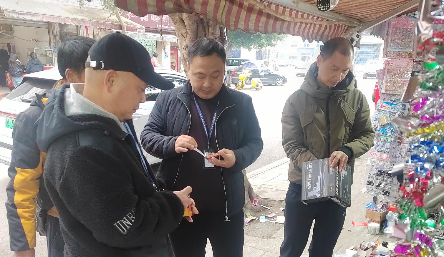 市中区烟花爆竹零售店违规行为频发，罚款金额高达6000元！你还在违规销售吗？  第3张