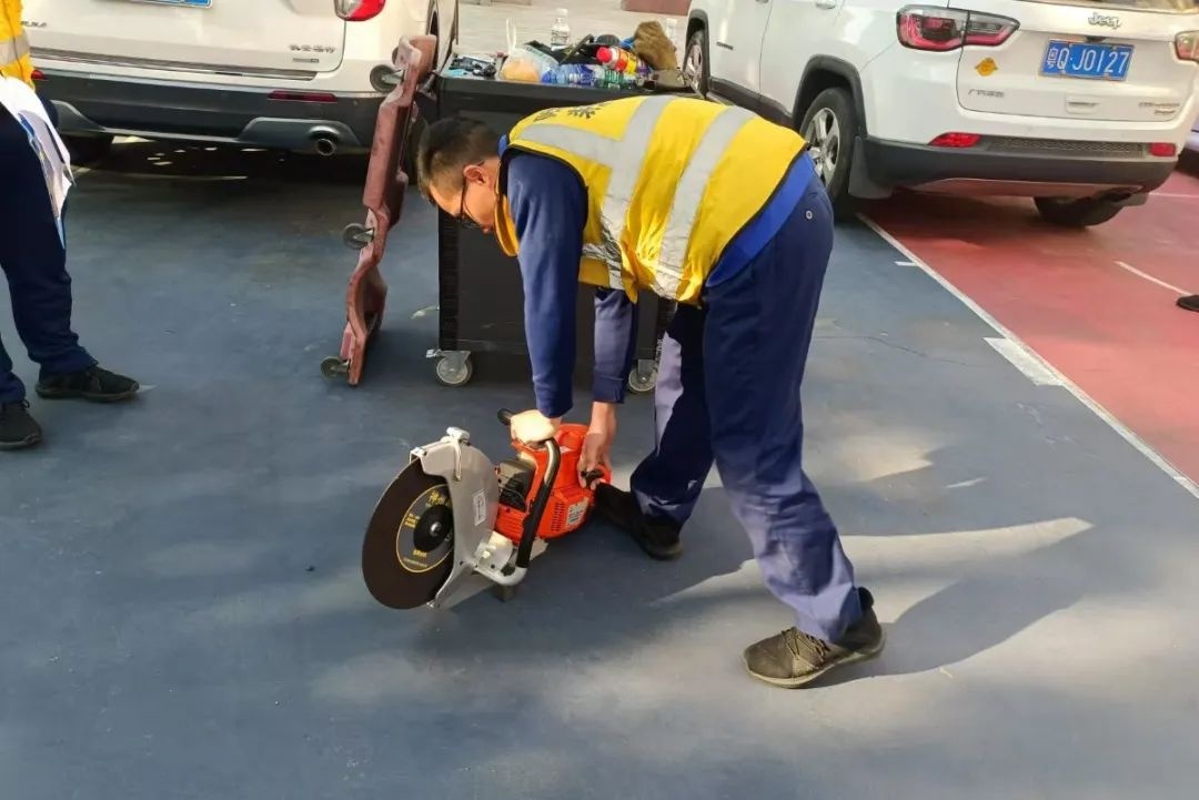 阳江支队春节前消防装备大排查：132辆车、210件器材，334处问题如何解决？  第3张