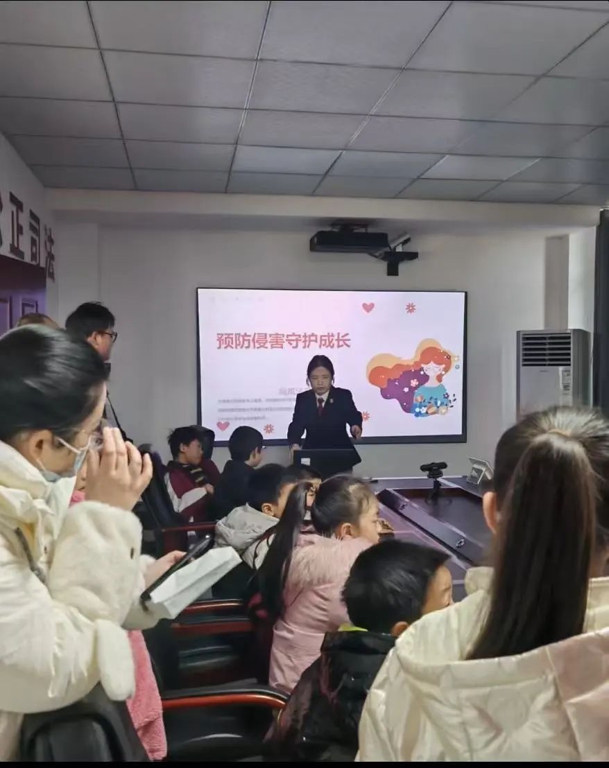 哇！蓬溪法院法治冬令营，23名萌娃开启难忘法治之旅，超有意义  第4张