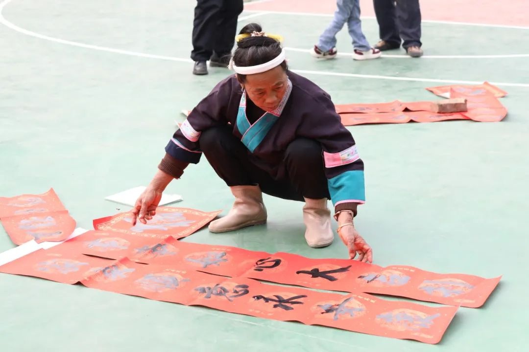 1月21 - 22日！柳州公安新春送万福活动，为群众添了多少喜庆年味？  第10张