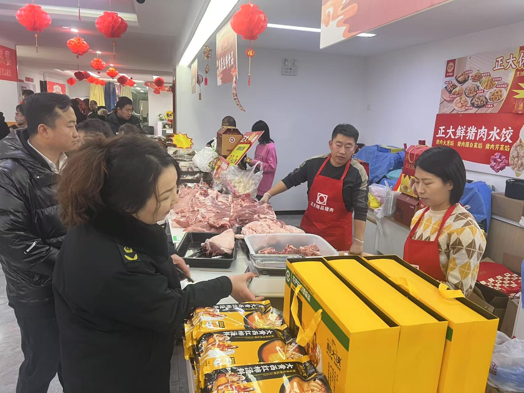 春节购物陷阱多？新城区市监局严查价格欺诈和过度包装  第2张