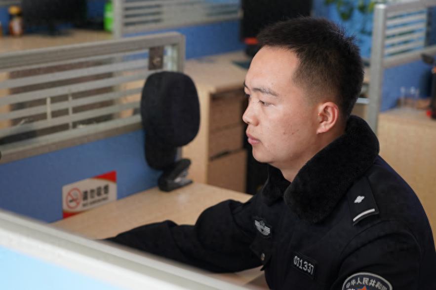 从享受团圆到守护团圆，这位警察的春节为何如此不同？