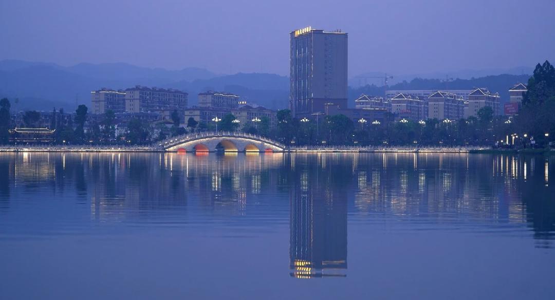 2024龙陵县住建局以实干绘就城市更新蓝图，能否交出满意民生答卷？  第3张