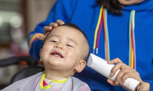 二月二龙抬头，天津人为何坚持这天理发？揭秘传统习俗背后的深意