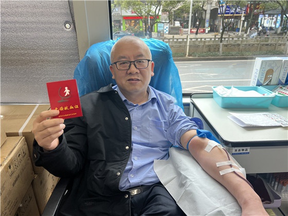 连续献血11次！税务干部刘恺的爱心习惯，你也能做到吗？  第3张