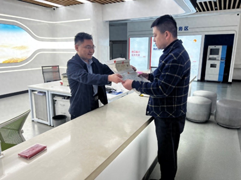 冰淳茶饮店证照办理神速！王冰先生感叹：这服务也太贴心了吧