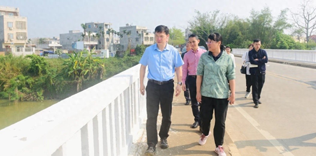 徐涛县长亲自巡河，南渡江水质治理能否迎来新转机？