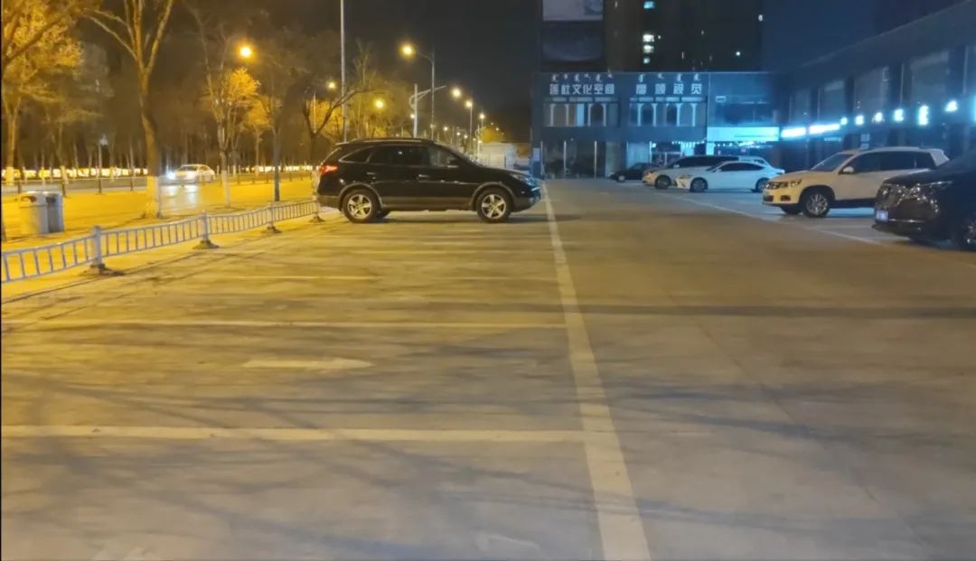 新城区停车新政来了！半小时免费，夜间优惠，你的出行更方便了吗？  第2张