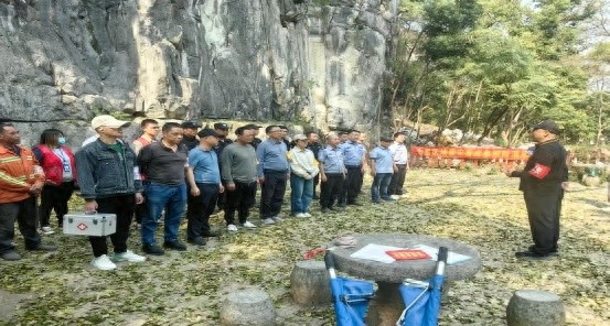 突发山体滑坡！七星景区如何保障游客安全？
