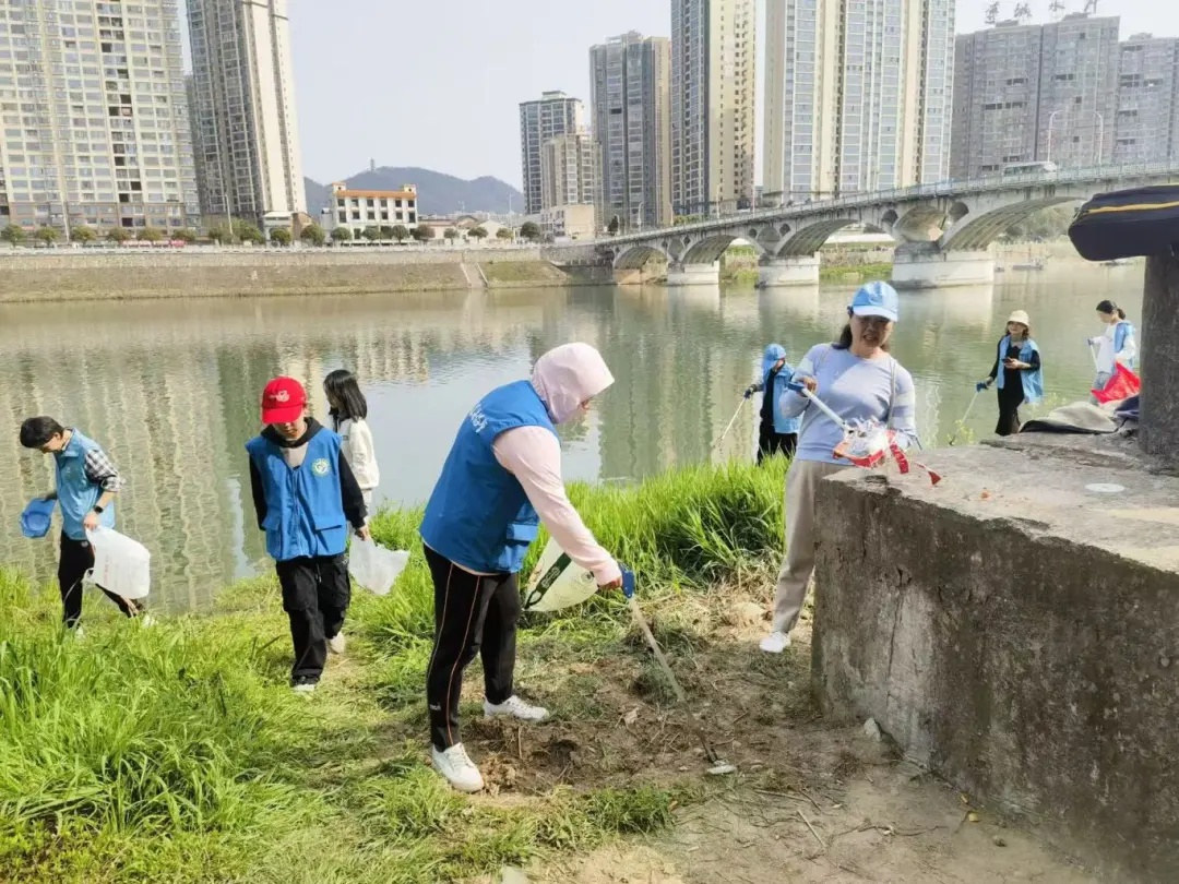 你知道湘乡市水利局如何用一场活动唤醒全市人民的水资源保护意识吗？