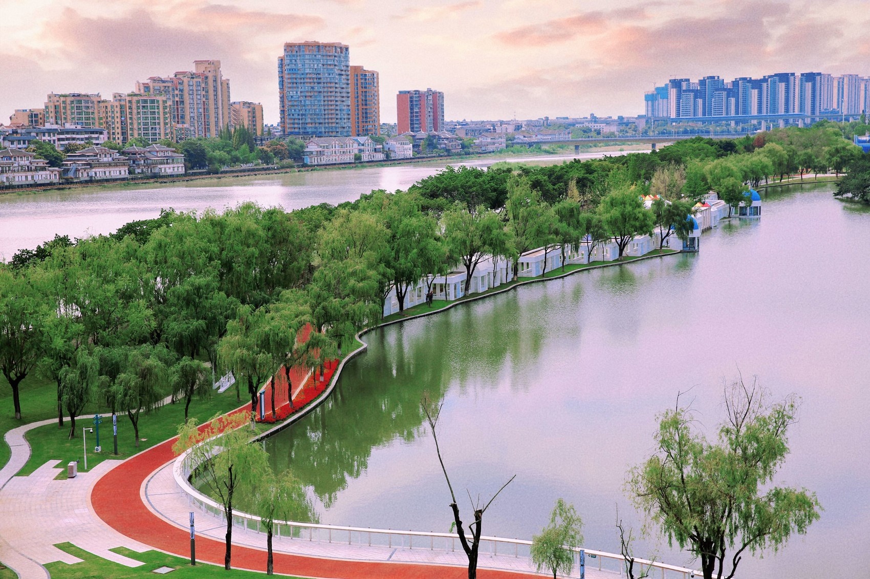 春日踏青,古蜀文明与自然美景双重震撼,你准备好了吗? 第2张 春日踏青,古蜀文明与自然美景双重震撼,你准备好了吗? 第2张