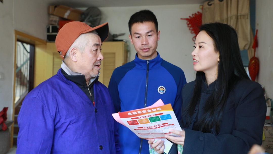涌泉街道如何应对高温降雨双重挑战？揭秘防消联勤专项行动  第3张