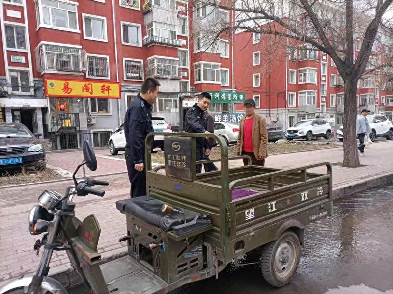 警营里的星辰月下，藏着多少不为人知的感动故事？