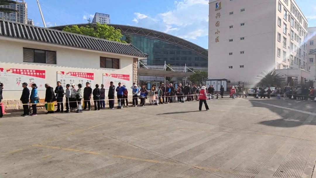 大理公交如何安全运送99.3万人次？揭秘三月街民族节运输奇迹  第1张
