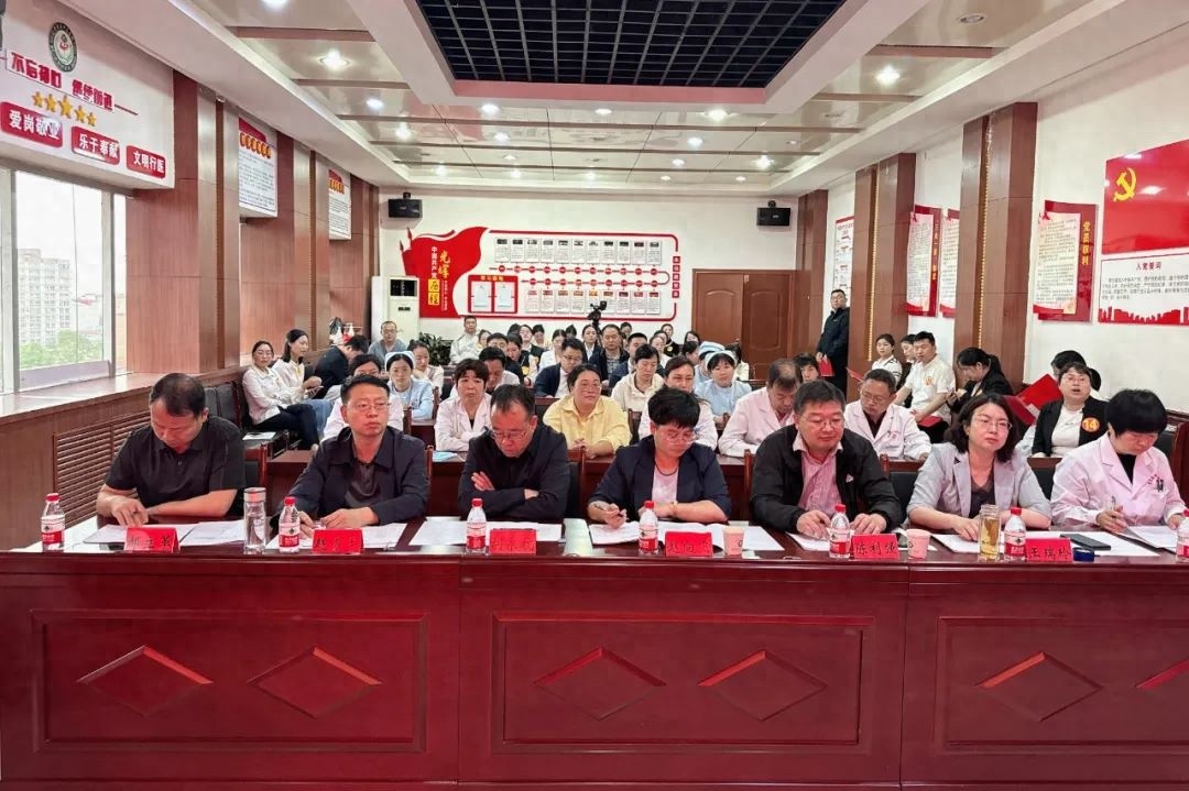赞皇县中医医院干部擂台赛震撼来袭！40余名选手同台竞技，谁将问鼎冠军？