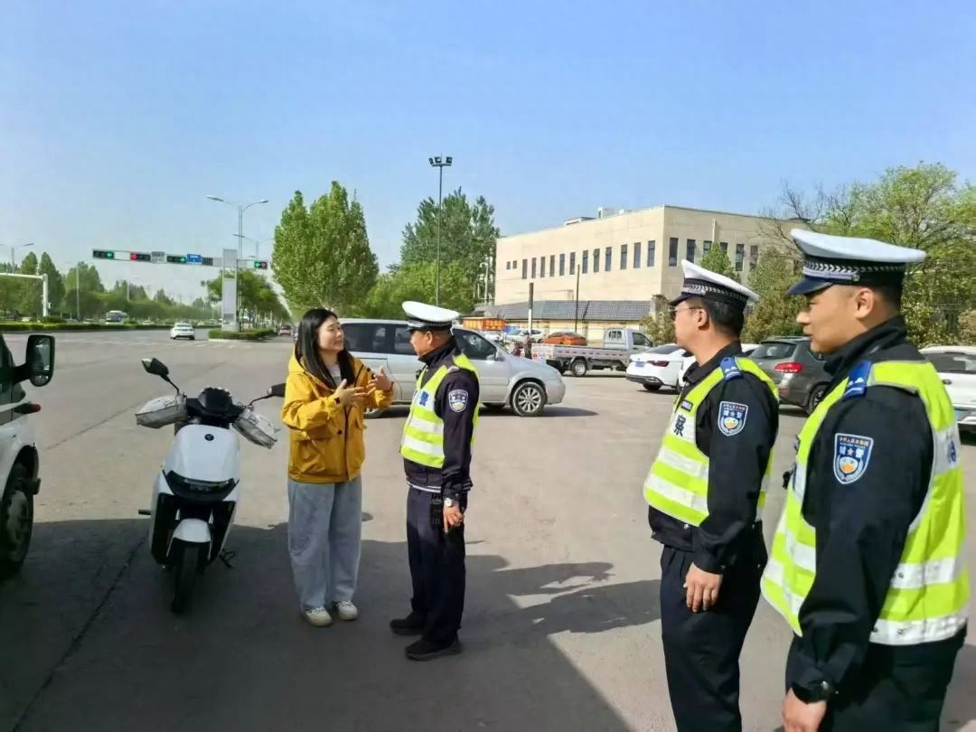 华为P70手机遗失，临汾交警雷霆出击！失主为何眼含泪水？