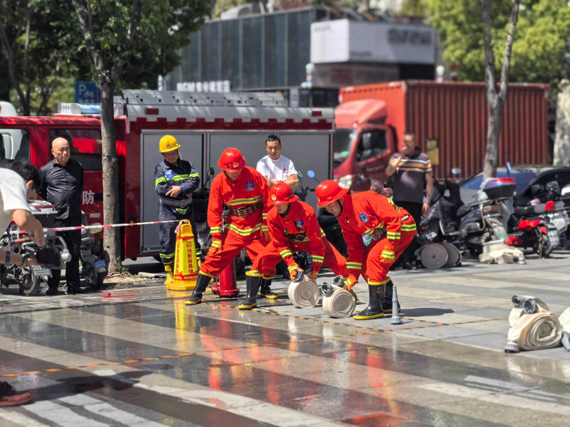 你知道吗？这场消防安全职工劳动和技能竞赛有多燃