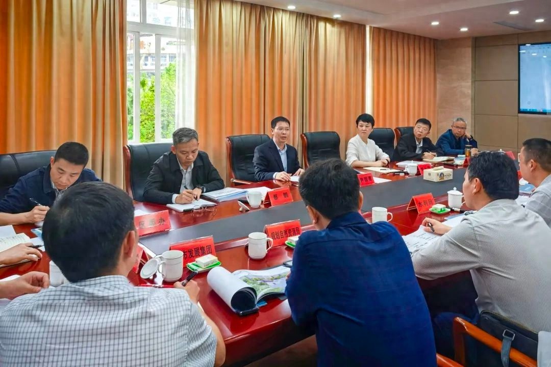4月27日尹国喜主持专题会究下北街防洪工程，啥情况？