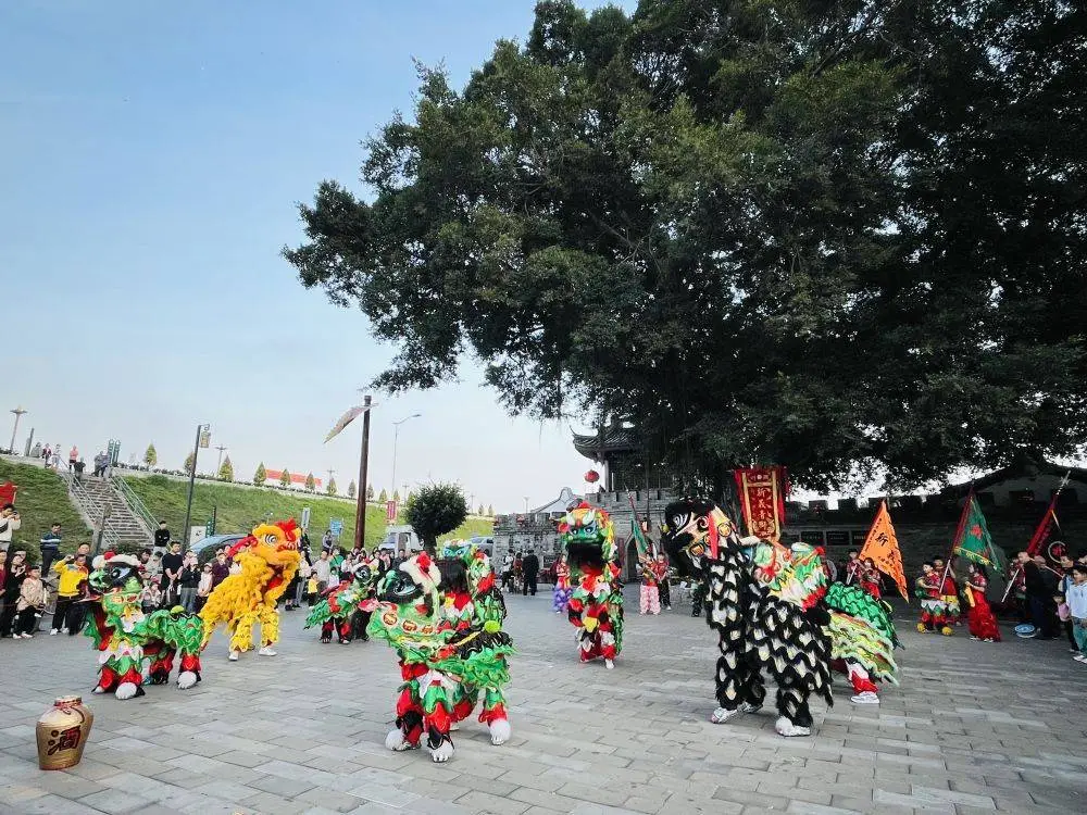 首个非遗版春节已至！申遗成功后，我们该如何重思春节文化意蕴？  第3张