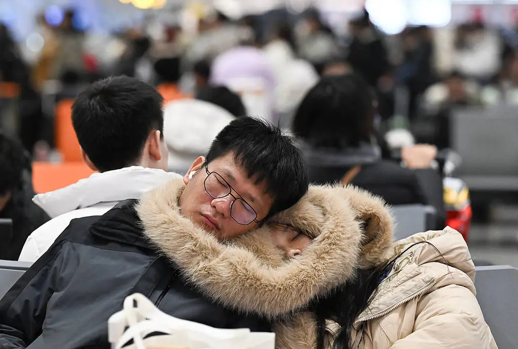 90亿人次！40天春运铸就爱的奔赴，这流动中国的回家热潮谁能抗拒？  第4张
