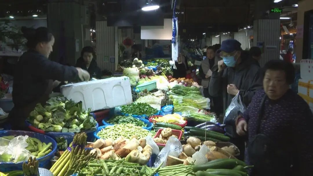 春节囤菜大作战！上海人为何疯狂抢购这些平价蔬菜？  第10张