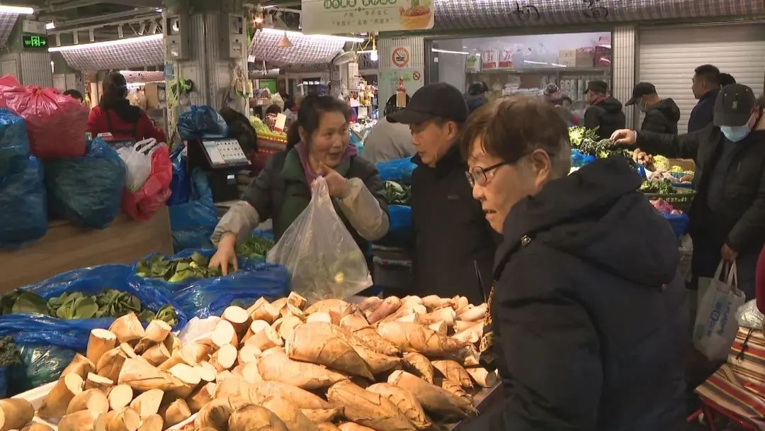 春节囤菜大作战！上海人为何疯狂抢购这些平价蔬菜？  第6张