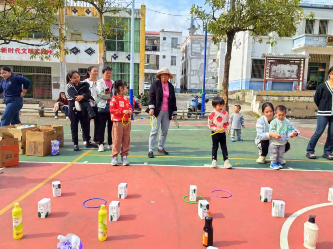 1月26日琼中上安乡春节游园活动超燃！100余人参与，这年味儿谁能拒绝？  第1张