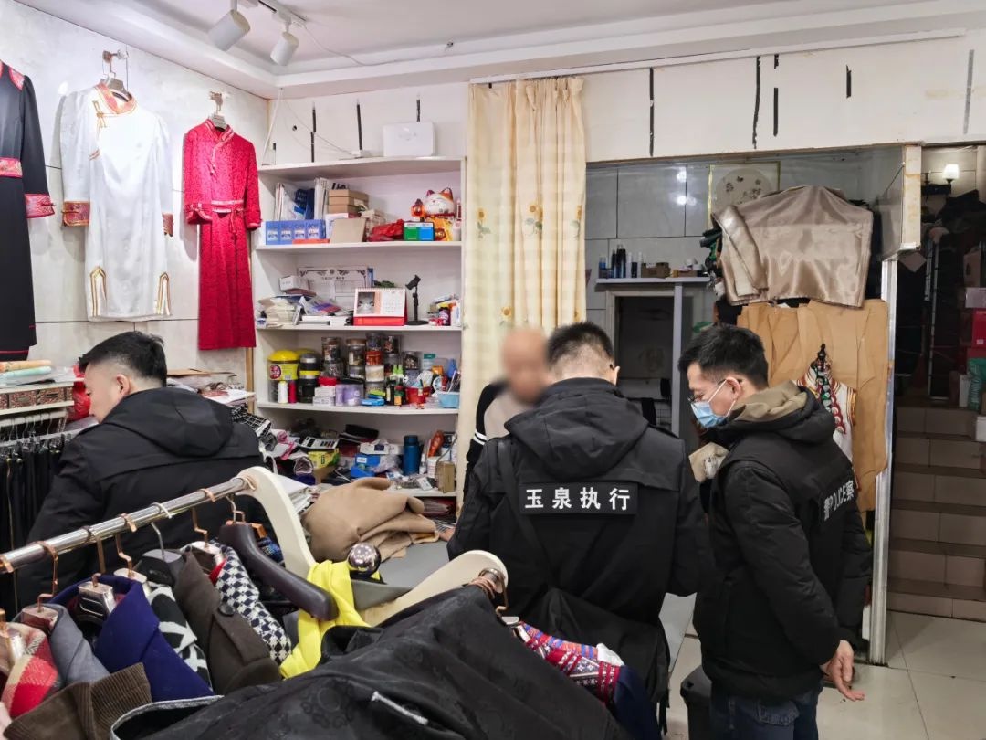 呼和浩特法院春节大行动！‘执’守新春护民生，你猜他们如何破局？  第7张