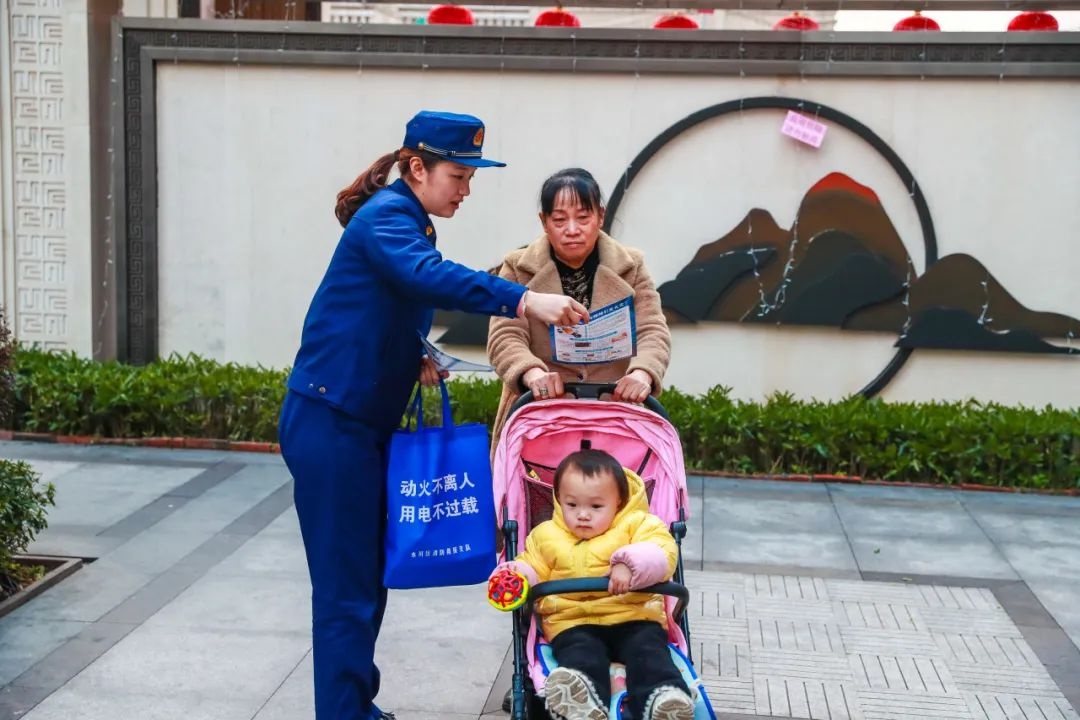 春节消防安全大礼包来了！你知道如何自救逃生吗？  第4张