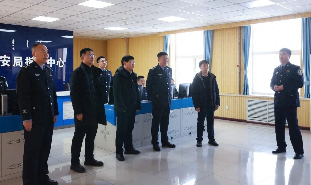 县委书记张体忠春节慰问一线干部职工，他们的坚守让节日更祥和