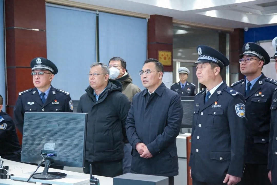 市委书记李勇刚走访慰问一线职工，他们的坚守如何守护我们的春节安全？