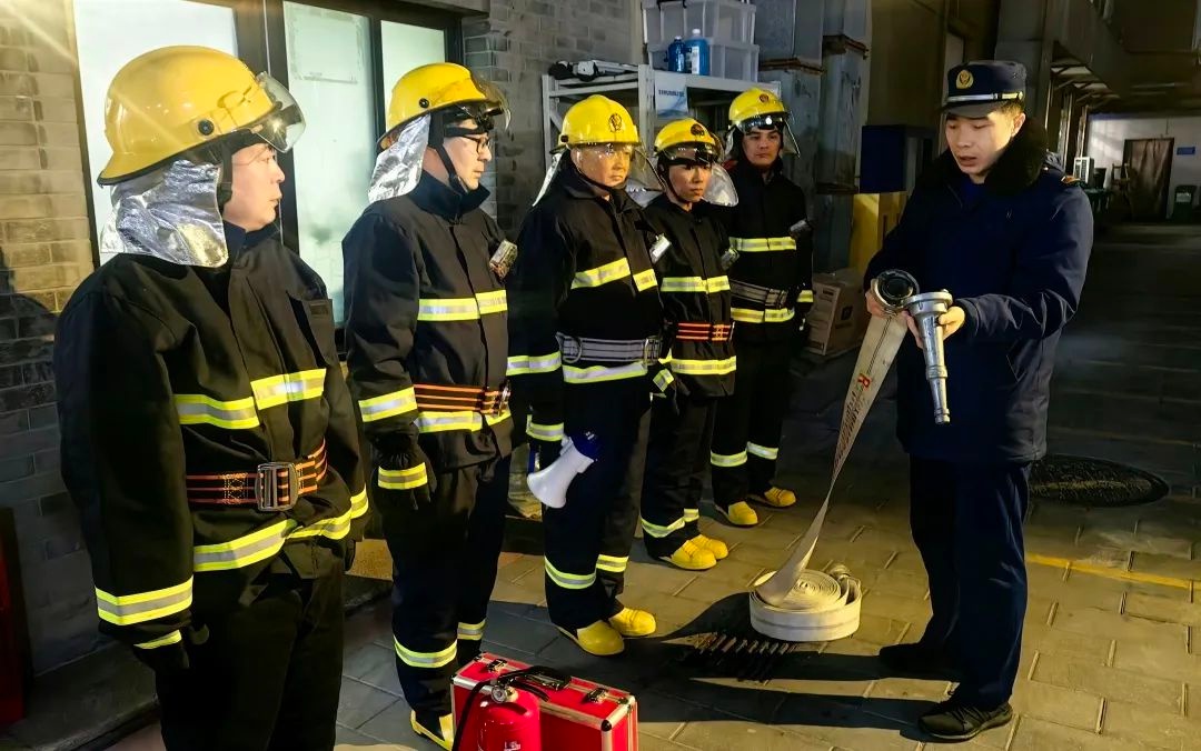 西城区消防员如何确保节日安全？他们的行动让你安心过节  第7张